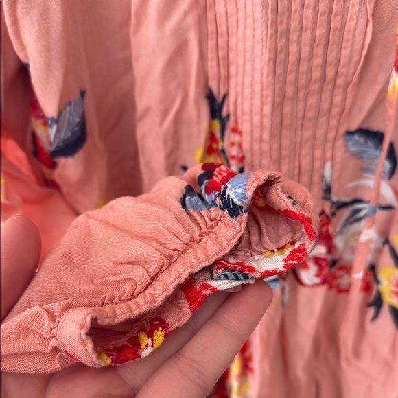 Old Navy Floral Pink Long Sleeve Blouse - Picture 4 of 8